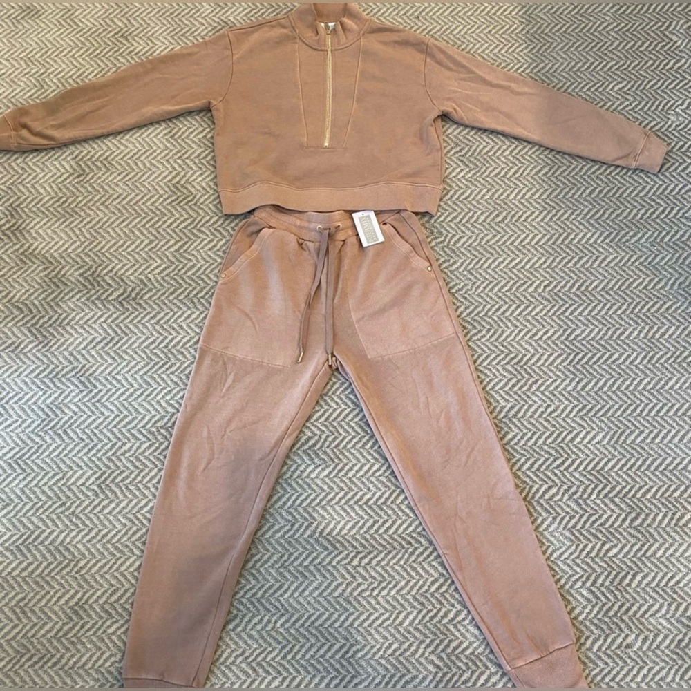 INTERMIX Sweatshirt & Joggers Set NWT XS/P